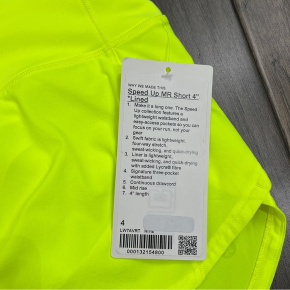 Lululemon NWT Speed Up Mid-Rise Short 4" Highlight Yellow - Picture 6 of 9
